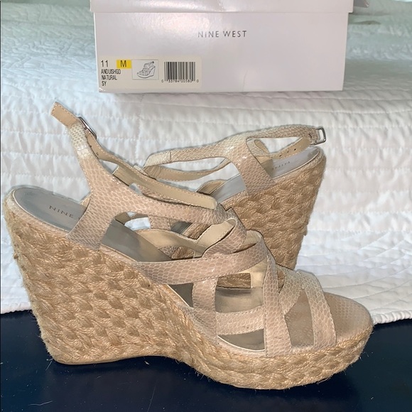 nine west platform wedges